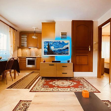 Апартаменти Stefan'S House Неа-Перамос Екстер'єр фото